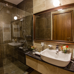 Laerton Hotel Tbilisi 4* Люкс с различными типами кроватей фото 4