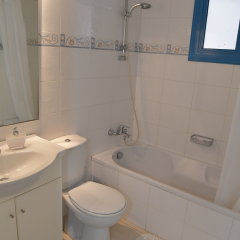 Mediterranean Pearl Apartments in Limassol, Cyprus from 178$, photos, reviews - zenhotels.com bathroom