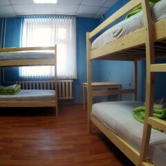 Хостел Иртыш Кровать в общем номере с двухъярусной кроватью