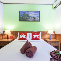 Отель ZEN Rooms Chaloemprakiat Patong комната для гостей