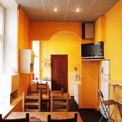 Hostel Aquarel Кровать в мужском общем номере с двухъярусной кроватью фото 6
