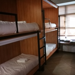 Хостел V&M sleepbox Кровать в общем номере с двухъярусными кроватями фото 6