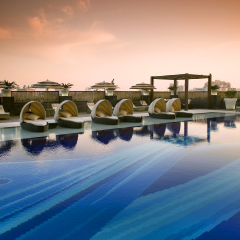 Отель The LaLiT New Delhi бассейн фото 2