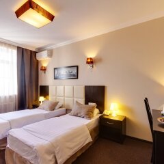 Гостиница Мартон Стачки 3* Улучшенный номер разные типы кроватей
