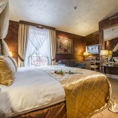 IMPERIAL Hotel & Restaurant 5* Улучшенный номер фото 4