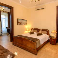 Отель British House 4* Люкс с разными типами кроватей