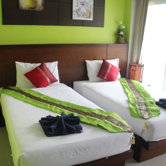 Green Harbor Patong Hotel 2* Стандартный номер фото 40