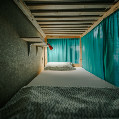 Hostel Inzhir Кровать в женском общем номере с двухъярусной кроватью фото 5