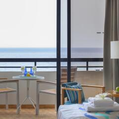 Отель Cavo Maris Beach 3* Стандартный номер с различными типами кроватей фото 4