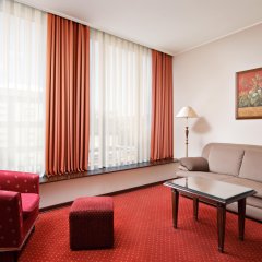 Гостиница Red Royal в Краснодаре 7 отзывов об отеле, цены и фото номеров - забронировать гостиницу Red Royal онлайн Краснодар комната для гостей фото 4