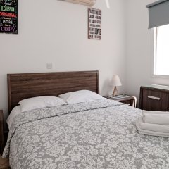 Artemis Cynthia Complex Apartments in Paphos, Cyprus from 78$, photos, reviews - zenhotels.com guestroom