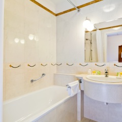 Qubus Hotel Wroclaw 4* Полулюкс с различными типами кроватей фото 3