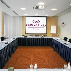 Отель Crowne Plaza Vilnius фото 3
