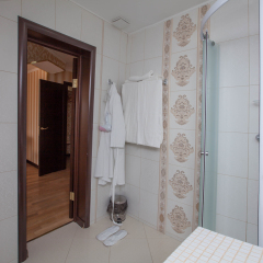 Гостиница Golden House 3* Люкс с различными типами кроватей фото 7