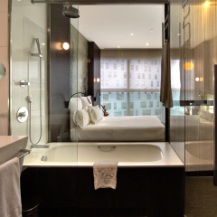 Отель The Gates Diagonal Barcelona 4* Номер Комфорт с различными типами кроватей фото 3
