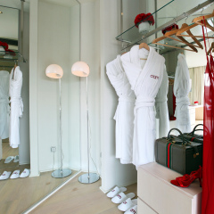 Hotel Cram 4* Номер категории Премиум с различными типами кроватей фото 5