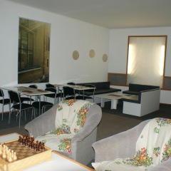 Uno hostel детские мероприятия