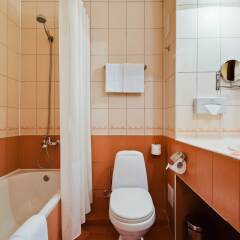 Гостиница Alean Family Resort & SPA Riviera 4* Стандартный номер с двуспальной кроватью фото 9