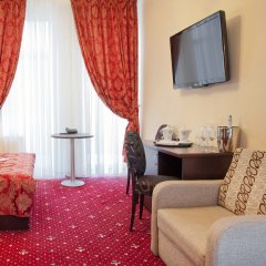 Manhattan Hotel in Chisinau, Moldova from 78$, photos, reviews - zenhotels.com guestroom photo 5