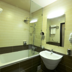 Отель Minotel Barsam Suites 4* Улучшенный номер с различными типами кроватей фото 5