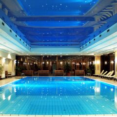 Отель Danubius Health Spa Resort Margitsziget бассейн