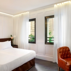 H10 Montcada Boutique Hotel 3* Улучшенный номер с различными типами кроватей