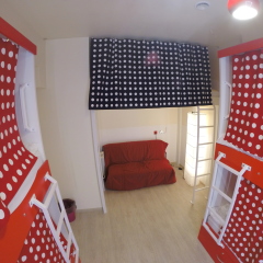 Гостиница HQ Hostelberry Кровать в общем номере с двухъярусной кроватью фото 9