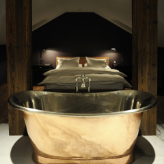 The Emblem Hotel в номере