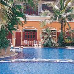 Отель Tony Resort бассейн