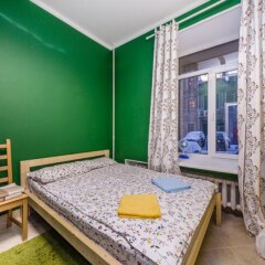 Хостел Макарена Стандартный номер с двуспальной кроватью (общая ванная комната) фото 2