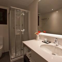 Arc La Rambla Hotel 3* Улучшенный номер с различными типами кроватей фото 5