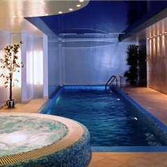 Отель Crowne Plaza Vilnius бассейн