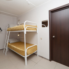 Гостиница Avrora Centr Guest House Кровать в общем номере с двухъярусной кроватью фото 4