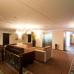 Гостиница Ramada by Wyndham Kazan City Centre в Казани - забронировать гостиницу Ramada by Wyndham Kazan City Centre, цены и фото номеров Казань интерьер отеля фото 2
