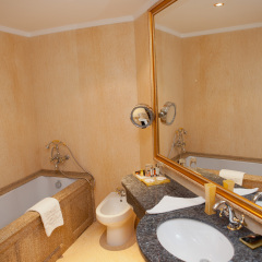 Гостиница The Rooms 5* Номер Бизнес двуспальная кровать фото 8