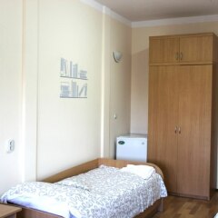 Хостел Education Стандартный номер с разными типами кроватей фото 17