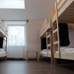 Angel Court Yard Hostel Кровать в общем номере с двухъярусной кроватью фото 20