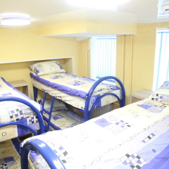 De-hostel Кровать в женском общем номере с двухъярусными кроватями