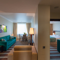 Гостиница Ramada Kazan City Centre 4* Люкс разные типы кроватей фото 2