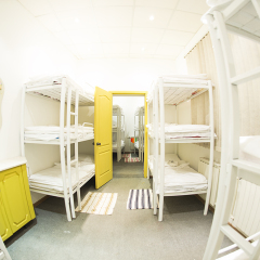 G-art Hostel Кровать в общем номере с двухъярусными кроватями фото 8