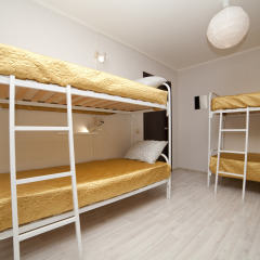 Гостиница Avrora Centr Guest House Кровать в общем номере с двухъярусной кроватью фото 3