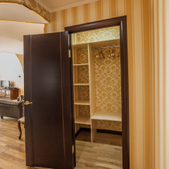 Гостиница Golden House 3* Люкс с различными типами кроватей фото 3