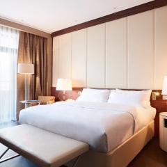 Renaissance Minsk Hotel 5* Стандартный номер с различными типами кроватей