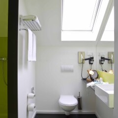 Hotel Gat Point Charlie 3* Люкс с разными типами кроватей фото 3