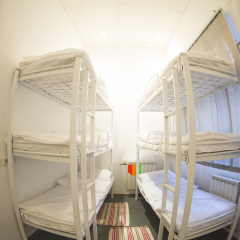 G-art Hostel Кровать в общем номере с двухъярусными кроватями