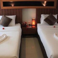 Отель Deva Suites Patong 3* Номер Премиум с разными типами кроватей фото 4