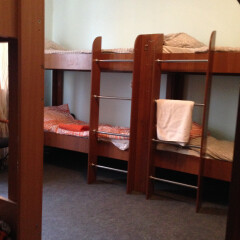 Hostel Five Кровать в мужском общем номере двухъярусные кровати