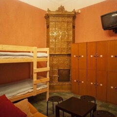 Хостел Bliss Кровать в мужском общем номере с двухъярусной кроватью