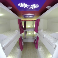 Гостиница HQ Hostelberry Кровать в общем номере с двухъярусной кроватью фото 10