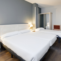 Отель ILUNION Bel-Art 4* Стандартный номер с различными типами кроватей фото 4